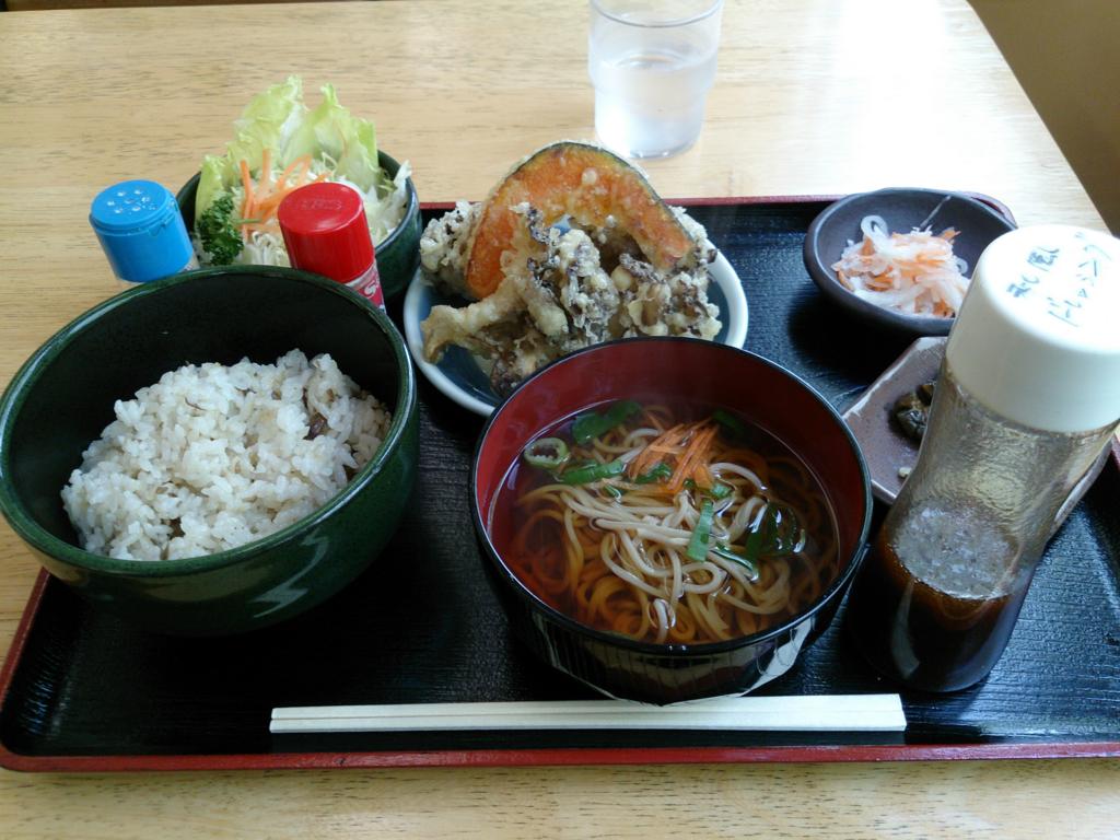 レストラン清流の舞茸ごはん定食