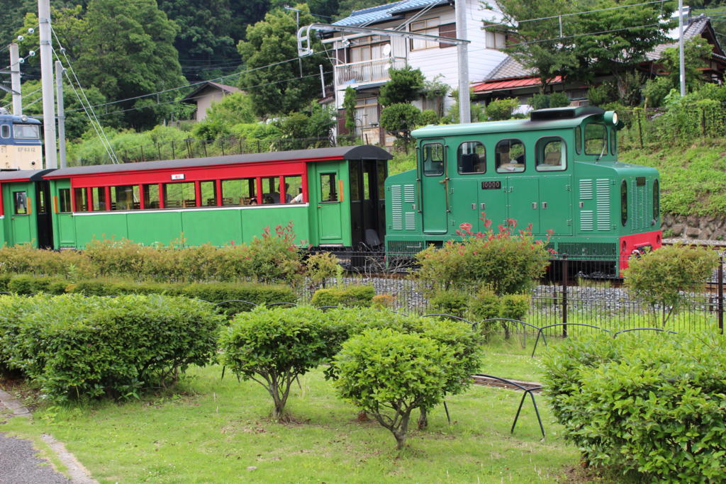 碓氷峠鉄道文化むらの園内を一周する「あぷとくん」