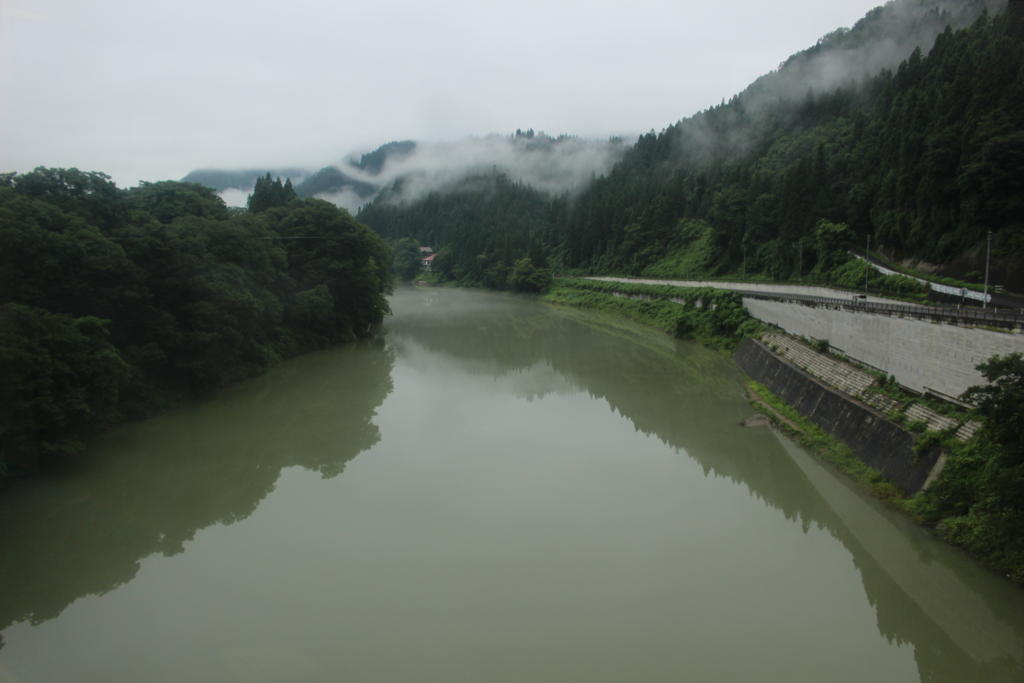 水量が豊富な只見川