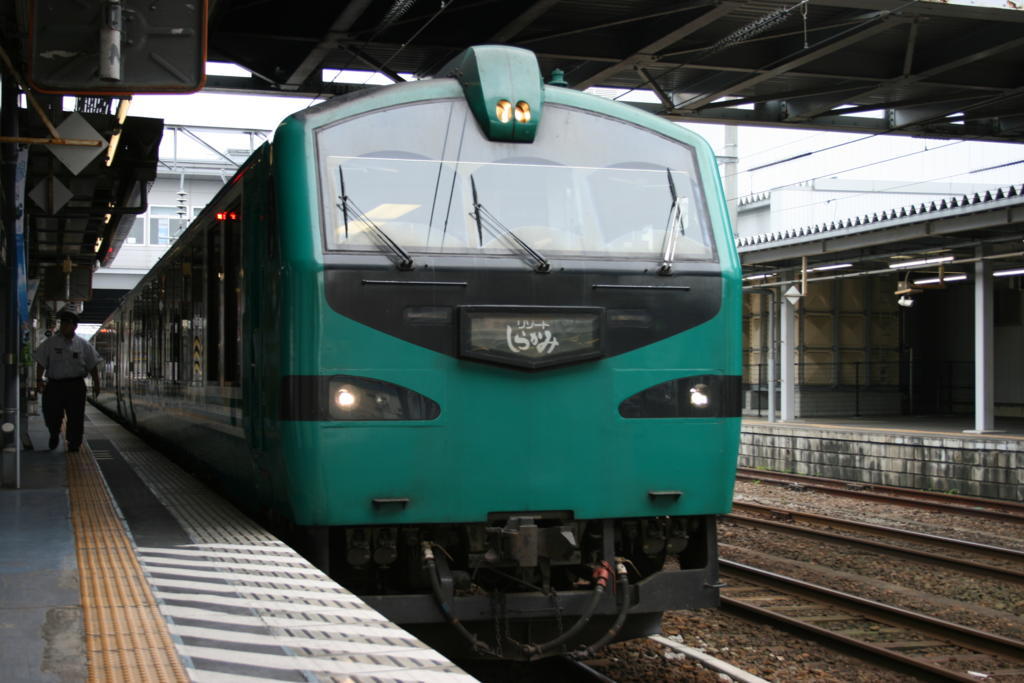 初代「橅」編成　現在はハイブリットディーゼルの新しい「橅」編成になっています