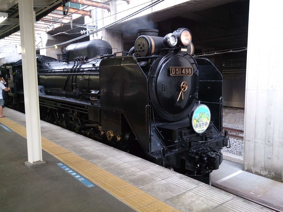 もう一機の蒸気機関車「D51 498」（高崎駅到着後）