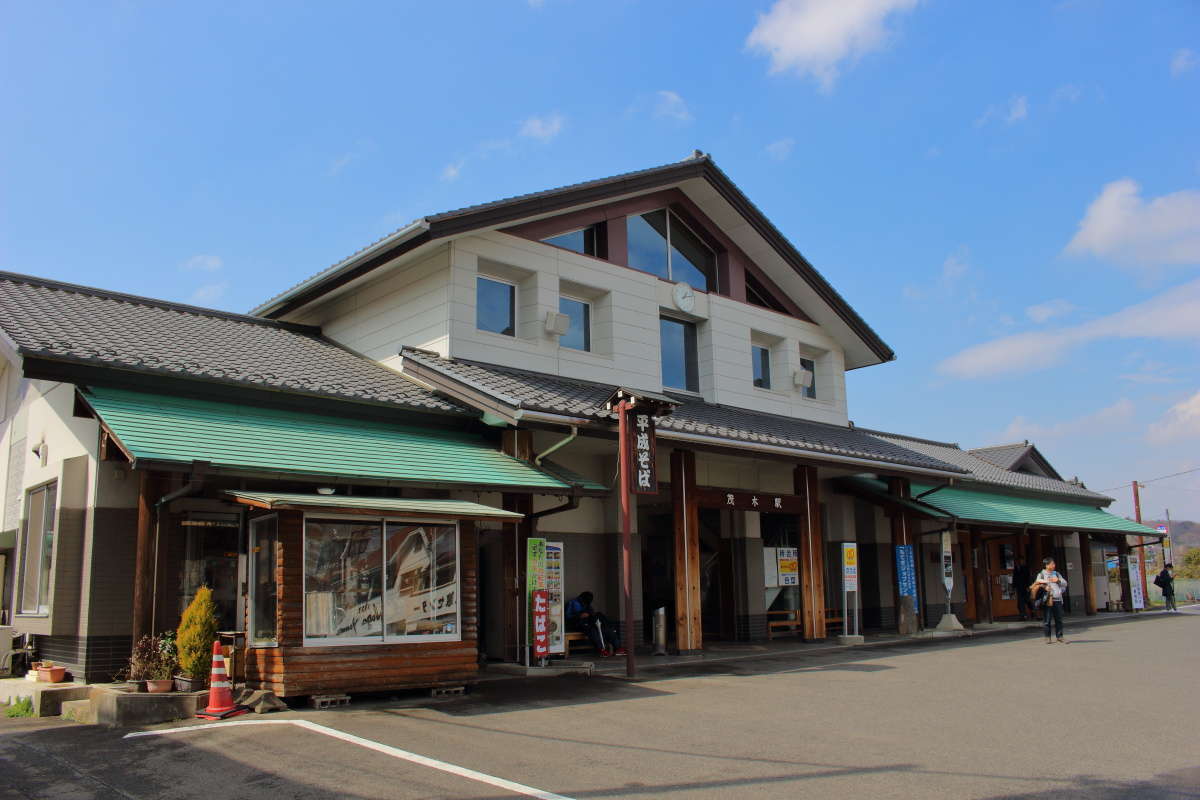 真岡鉄道の終着、茂木駅の駅前の様子