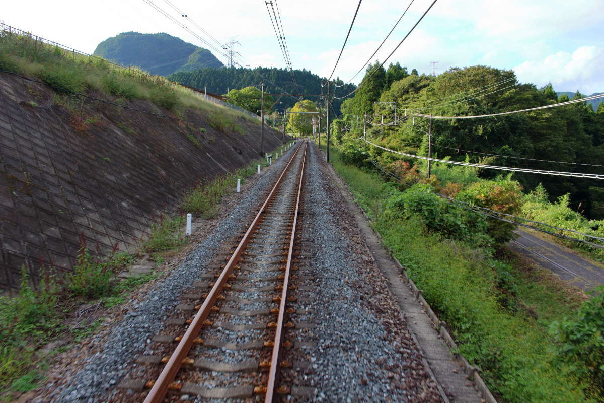 展望スペースからはかつての「横軽」の線路が！