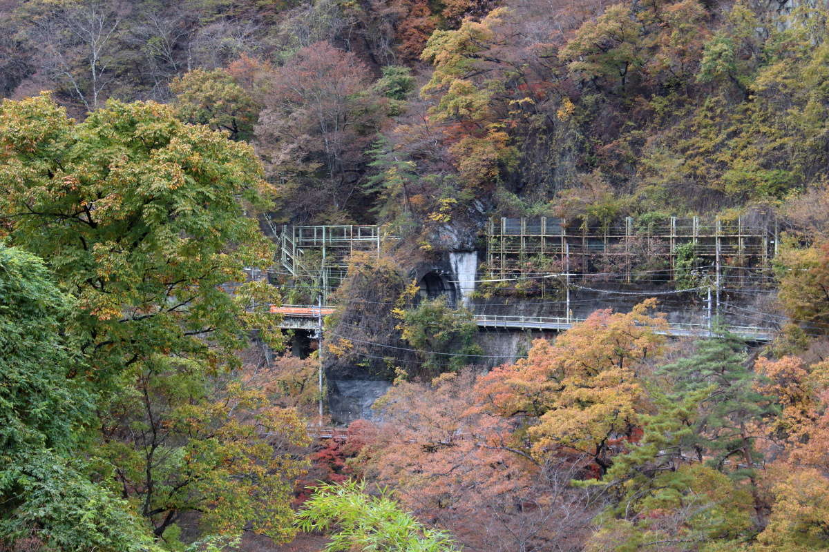 日本一短い鉄道トンネルだった旧「樽沢トンネル」も見えます！