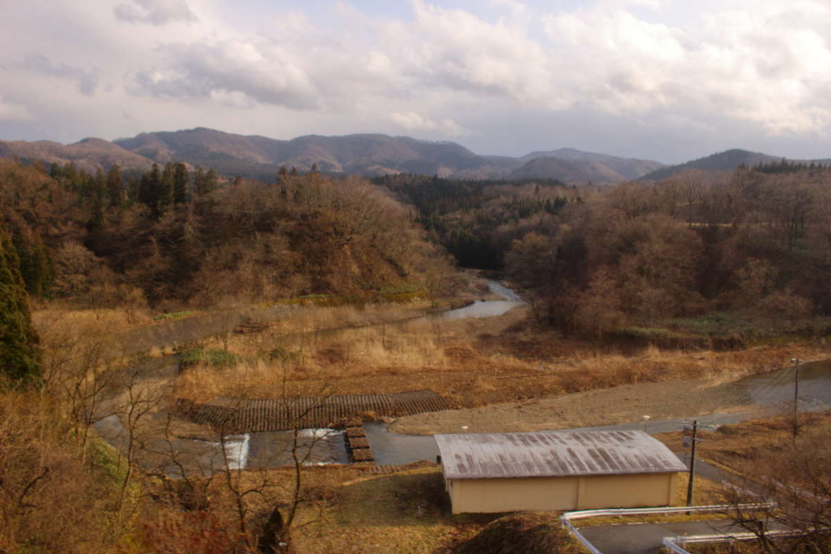 堺田駅より東側では川は東へ流れます