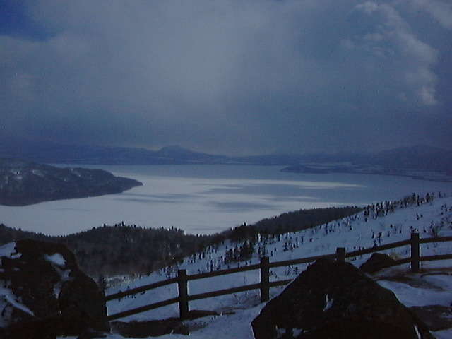 屈斜路湖を一望する美幌峠からの絶景