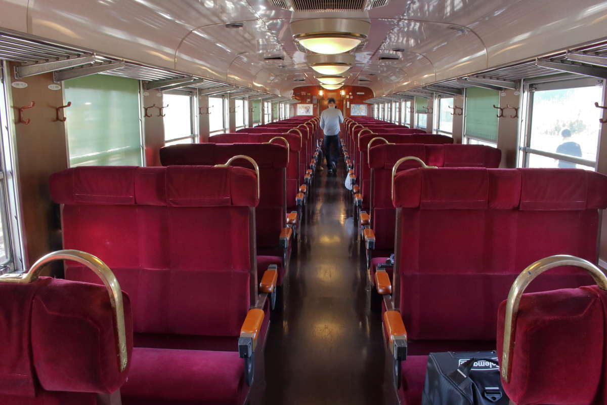 青春18きっぷ＋指定席券で乗車できる「SLばんえつ物語」の普通車