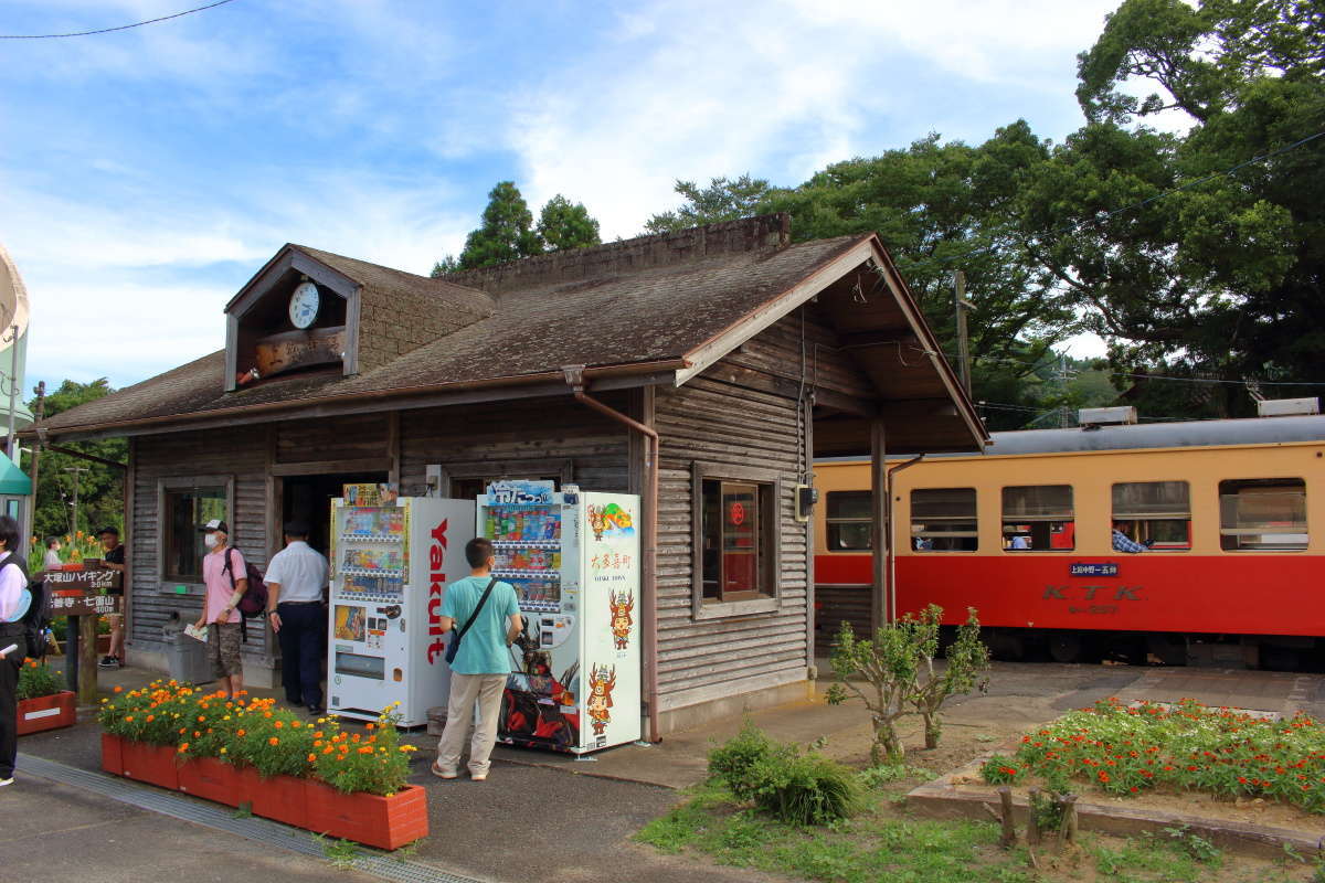 小湊鉄道・いすみ鉄道の接続駅、上総中野駅