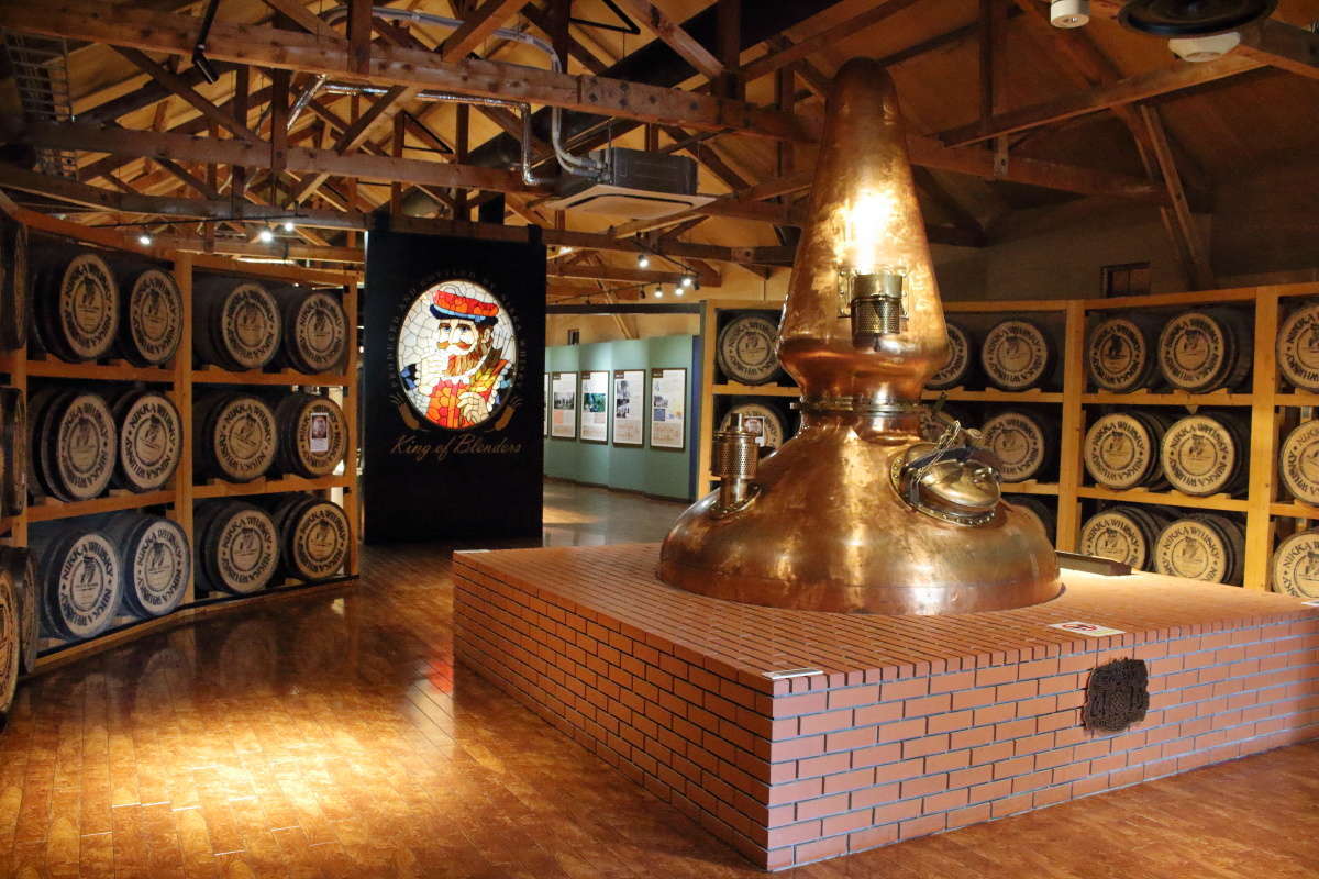 ウイスキーの歴史や製造工程を学べる「ウイスキー博物館 ウイスキー館」