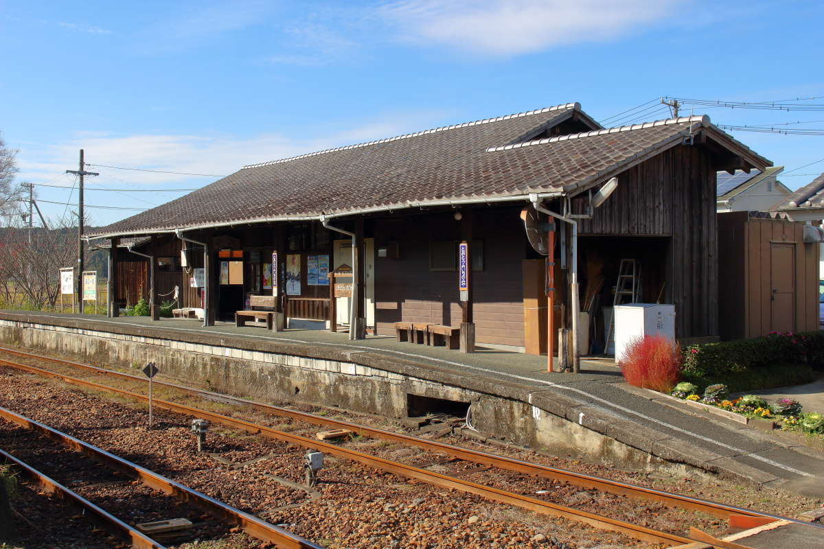 開業当時の駅舎が今の現役で多く残る天浜線