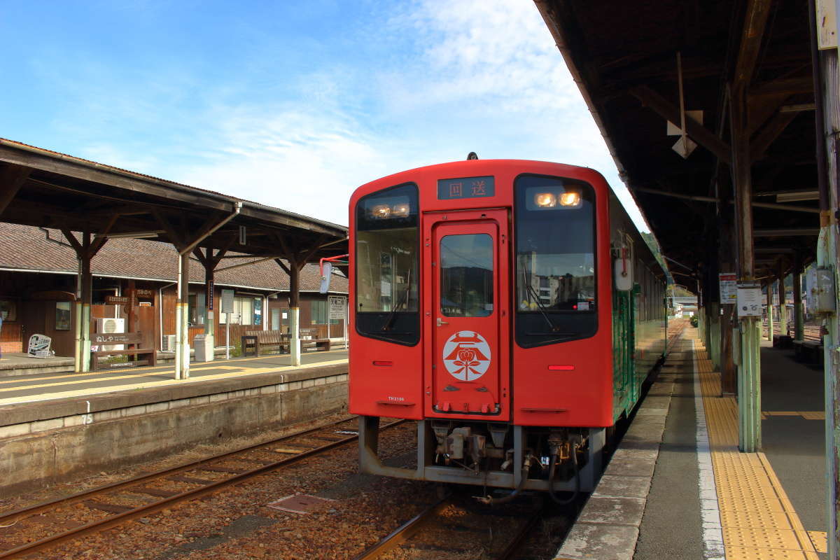 天浜線の中心駅、天竜二俣駅に到着