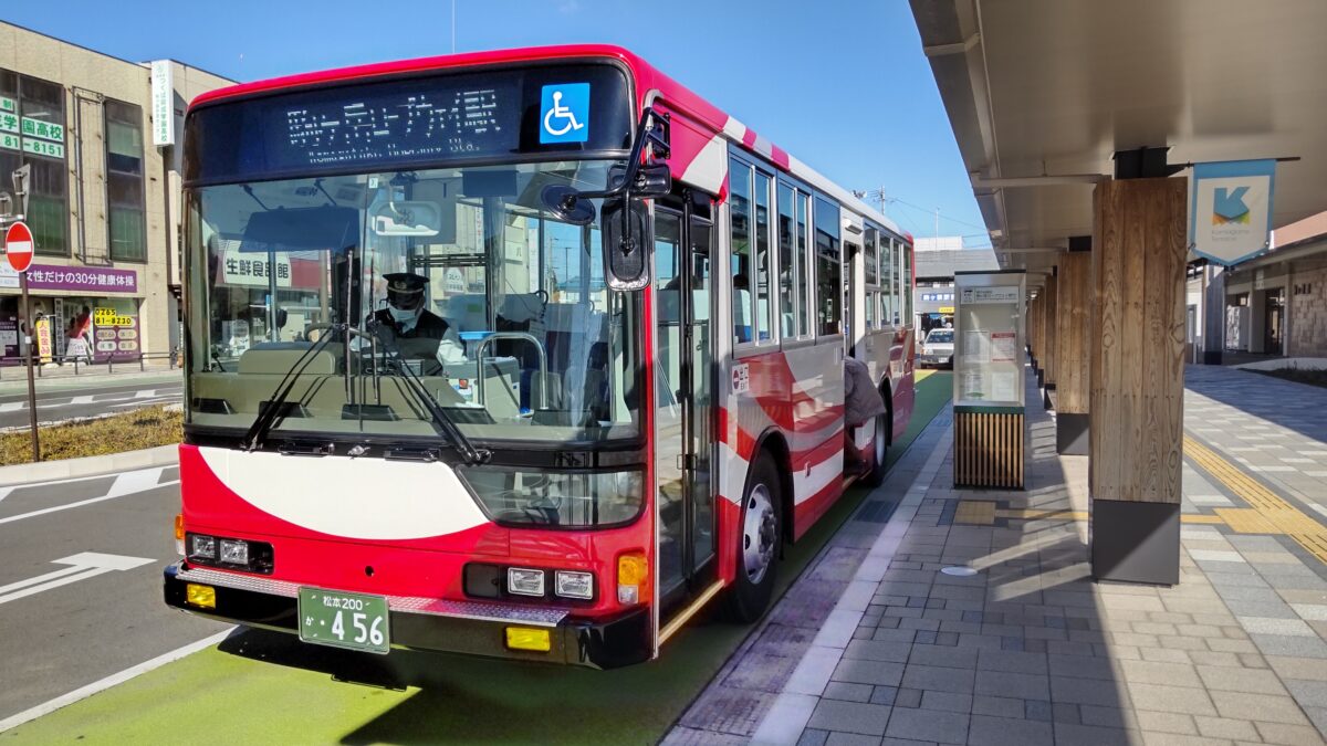 駒ヶ根駅前から乗車した駒ヶ根ロープウェイ行きの路線バス