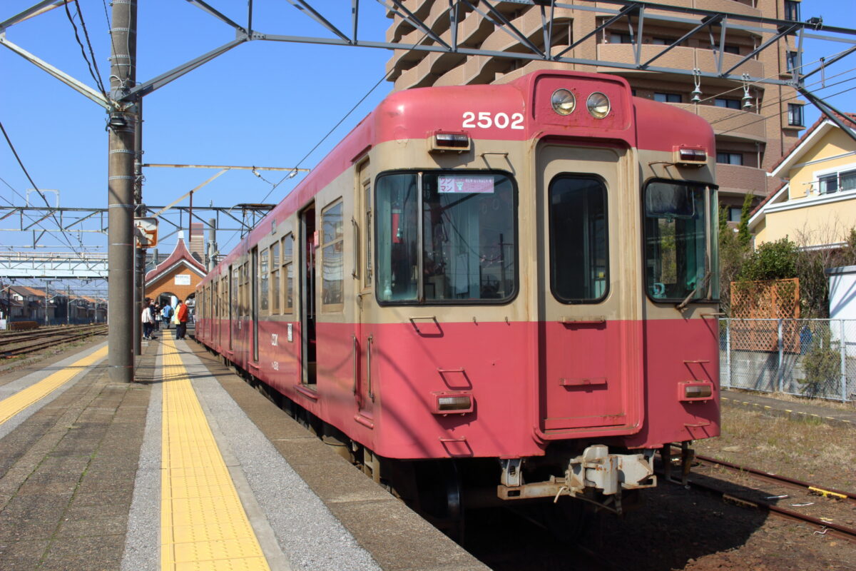 銚子電鉄の2000形電車
