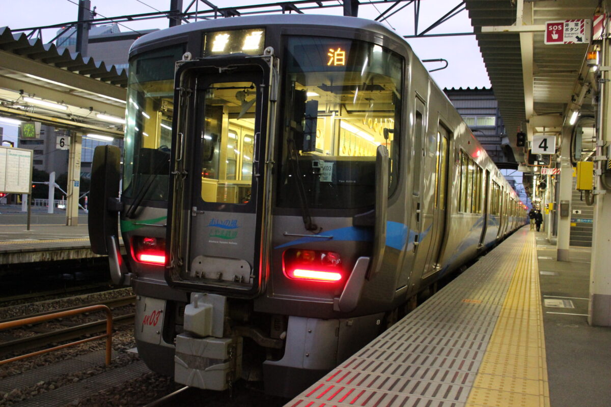 あいの風とやま鉄道の普通列車