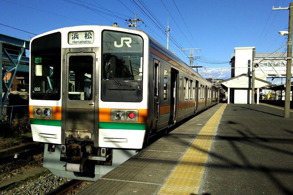 東海道本線は混雑していることが多い