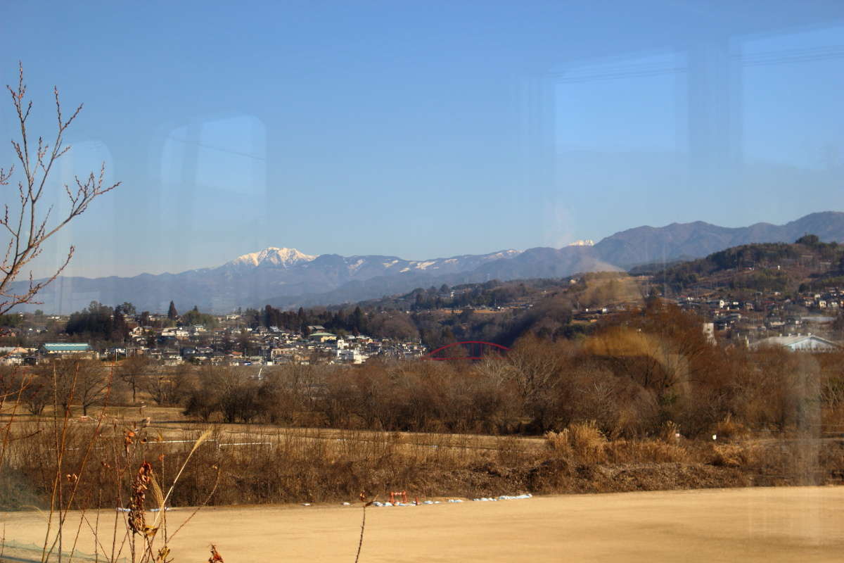 伊那谷を走る飯田線の車窓
