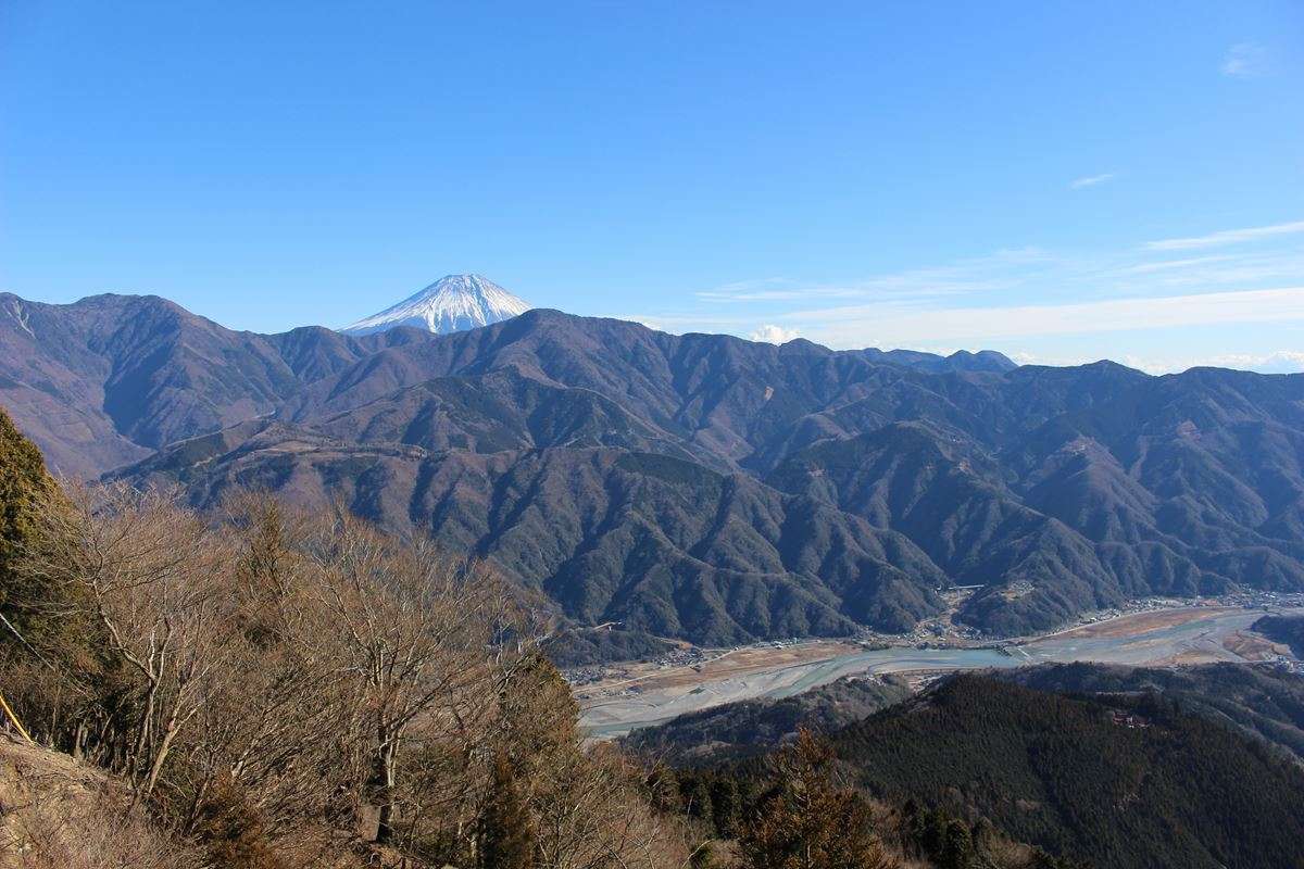 身延山山頂からの眺めは絶景！ ロープウェイであっという間です。