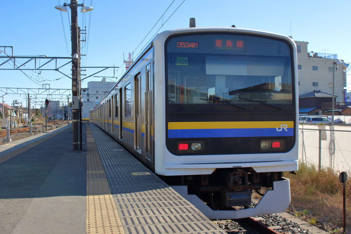 鹿島線の列車は佐原駅発着、車両は209系です